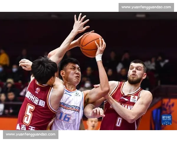 篮球二十四秒进攻时间规则详解及其对比赛节奏的影响分析 - 副本 - 副本